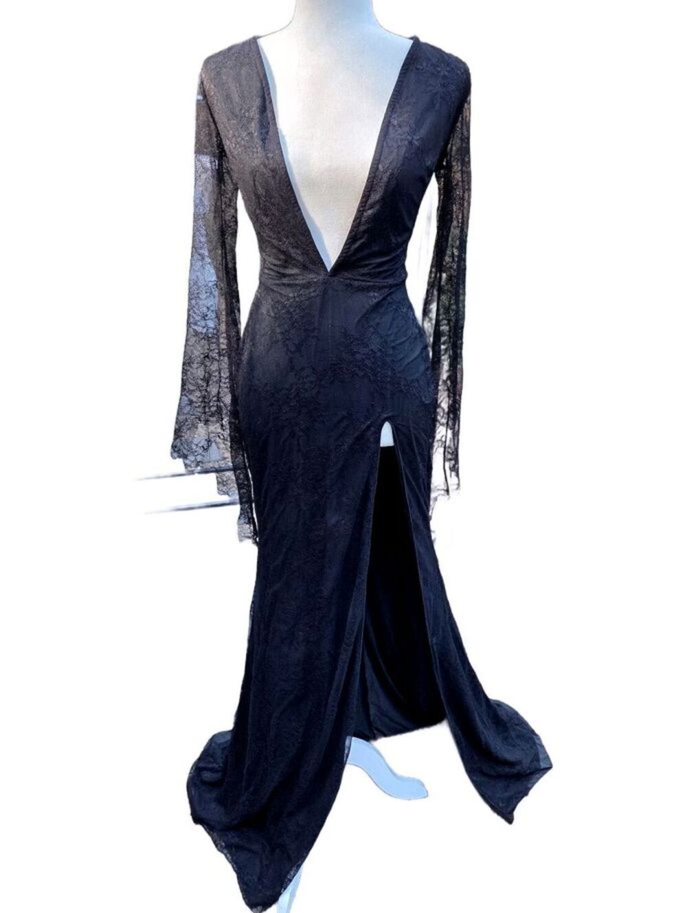 Vintage Style Elvira Gothic Lace Long Bell Sleeve Maxi Dress Front Split Gown